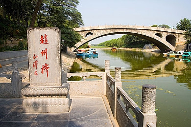 草莓app下载安装无限看-丝瓜安卓免费｜草莓APP：免费无限观看，安卓用户的新宠娱乐神器